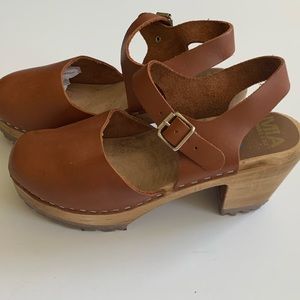 MIA 1976 Swedish “ABBA” Clogs Brown Heels Size 39